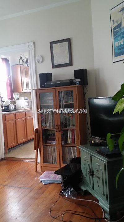 Allston 4 Beds 1 Bath Boston - $3,300