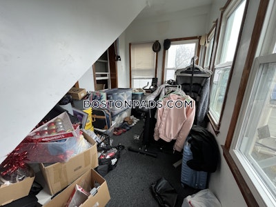 Fort Hill 3 Beds 1 Bath Boston - $3,450