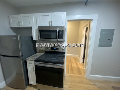 Quincy 1 Bed 1 Bath QUINCY  North Quincy - $2,175