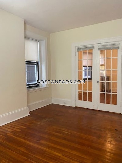 Cambridge 2 Beds 1 Bath  Central Square/cambridgeport - $3,100 50% Fee