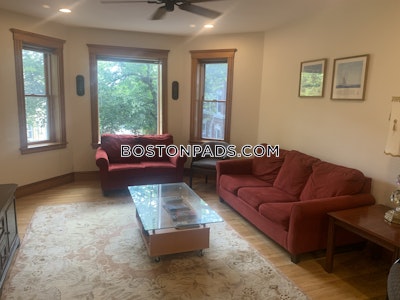 Brookline 3 Bed 2 Bath BROOKLINE- COOLIDGE CORNER $5,200  Coolidge Corner - $5,500