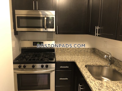 Brookline 2 Beds 1.5 Baths  Boston University - $3,800 No Fee