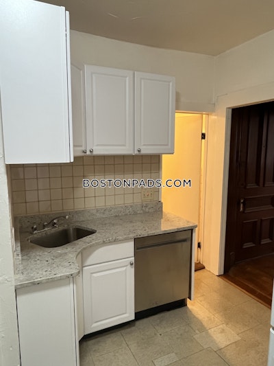 Allston Cute 3 Beds 1 Bath  Boston - $3,000