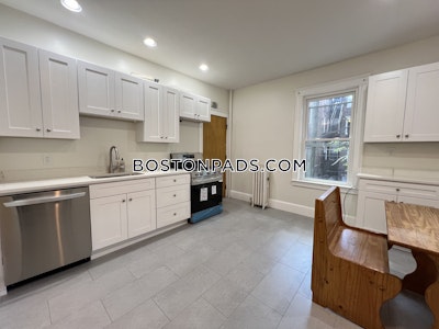 Allston Newly renovated 3.5 bed 1.5 bath available NOW on Glenville Ave in Allston!! Boston - $4,000