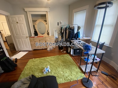 Medford 4 Bed 1 Bath MEDFORD  Tufts - $4,400