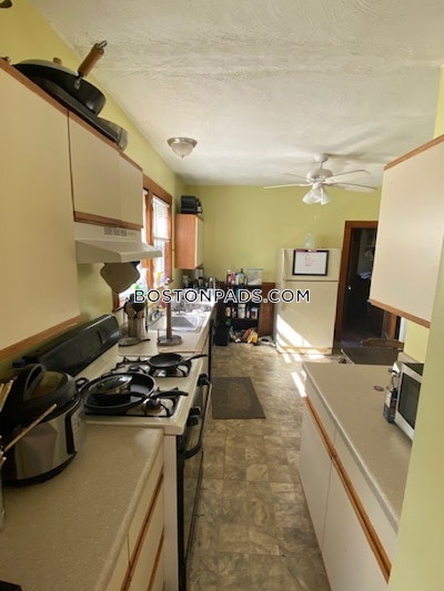 Medford 3 Bed 1 Bath MEDFORD  Tufts - $3,750