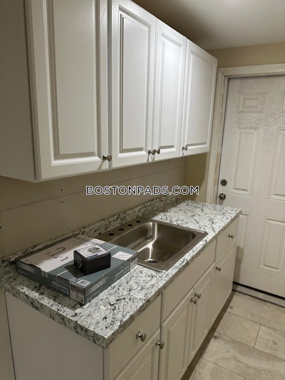 Fort Hill 3 Bed 3 Bath BOSTON Boston - $2,800