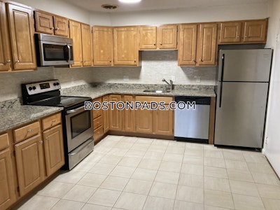 Brookline 2 Bed 1 Bath BROOKLINE- BOSTON UNIVERSITY $3,500  Boston University - $3,400