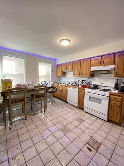 Allston 5 Beds 2 Bath Boston - $9,000