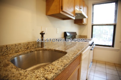 Allston 6 Beds 2.5 Baths Boston - $7,800