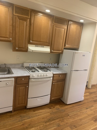 Somerville Apartment for rent 1 Bedroom 1 Bath  Porter Square - $1,950