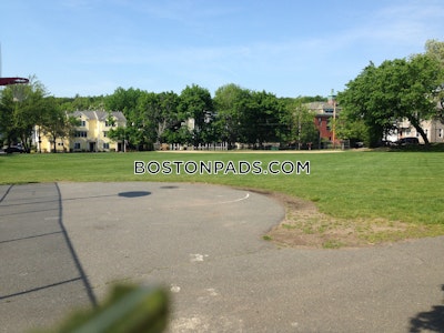 Brookline 2 Bed 1 Bath BROOKLINE  Brookline Hills - $3,100 50% Fee