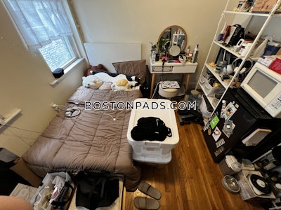 Mission Hill Studio 1 Bath Boston - $1,595 50% Fee