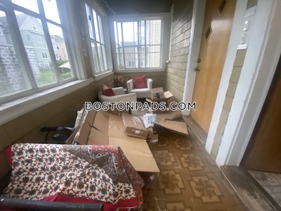 Somerville 3 Beds 1 Bath  Tufts - $3,600