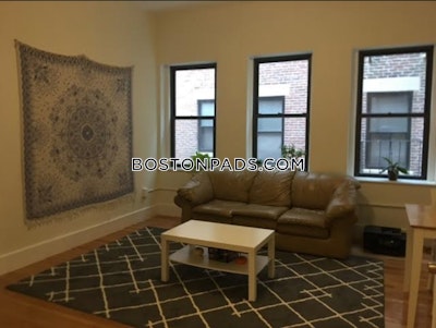 Fenway/kenmore Nice 2 Bed 1 Bath available 9/1/23 on Aberdeen St. in Mission Hill  Boston - $3,802